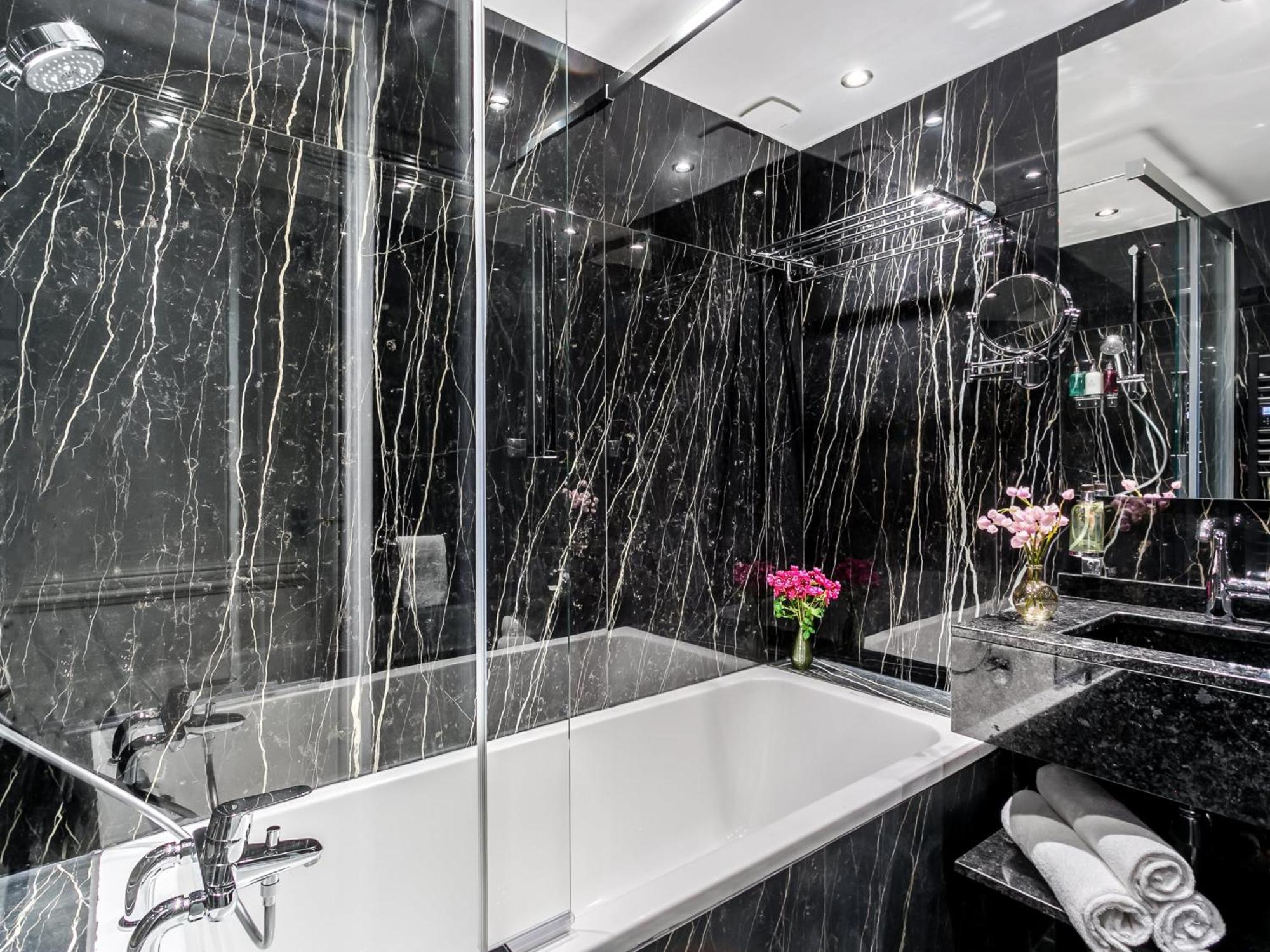 Luxury 3 Bedroom 2 Bathroom Palace - Ac - Louvre * Paris